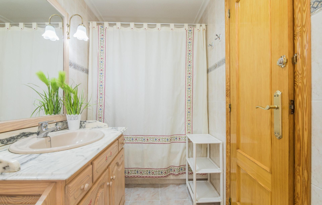 For Sale - Flat - Petrer