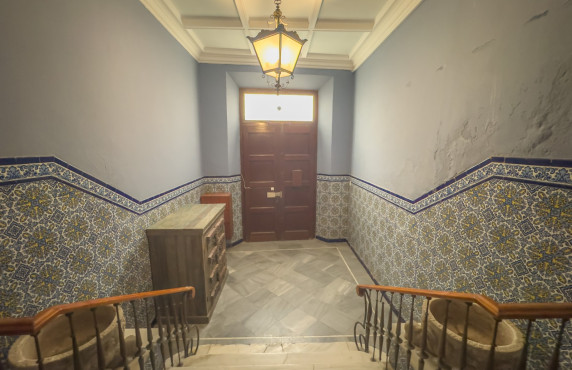 Alquiler Larga Estancia - Local comercial - Elche - Centro