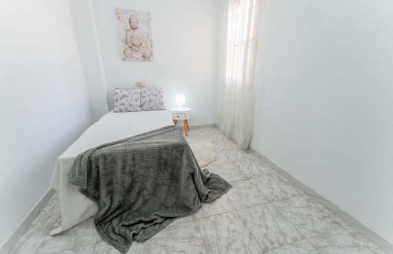 Venta - Mezzanine - Elche - Asilo - Pisos Azules