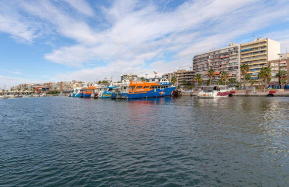 Venta - Apartamento - Santa Pola - Club nautico
