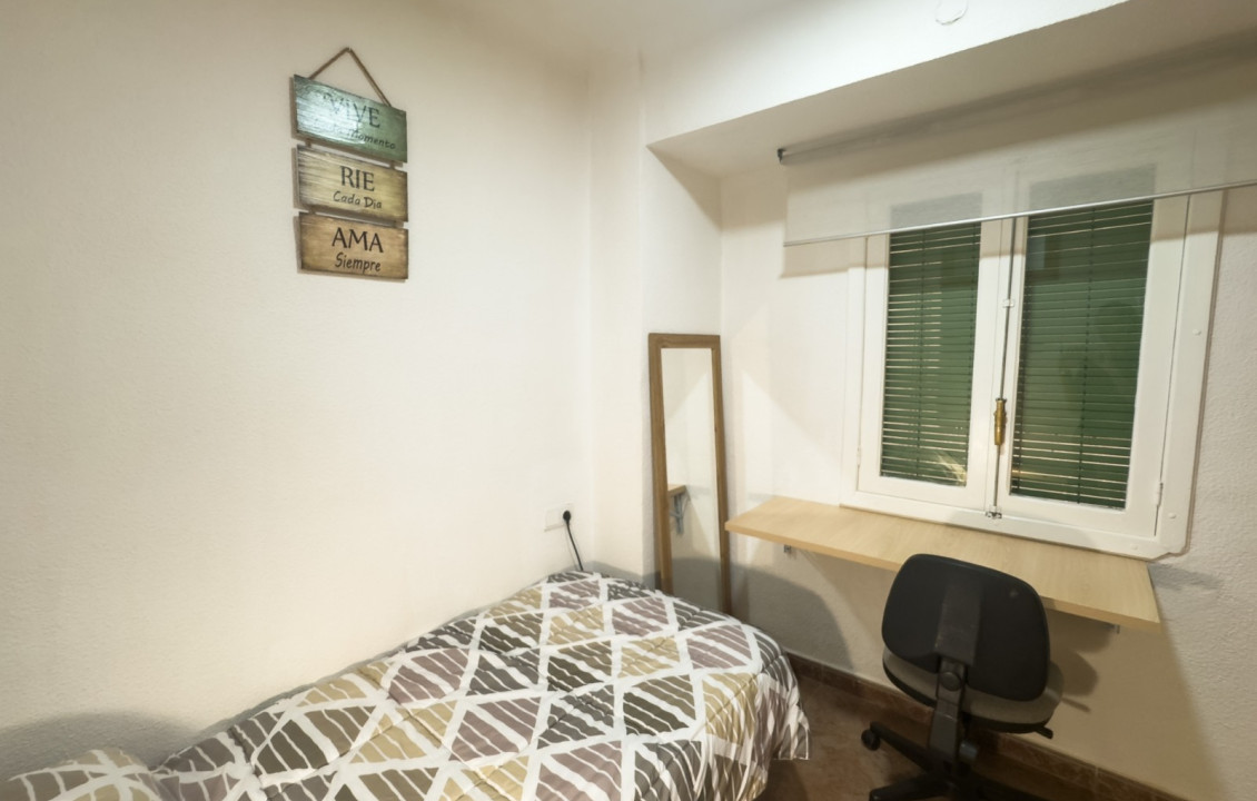 Alquiler Larga Estancia - Apartamento - Elche - Calle del Alférez Cosido