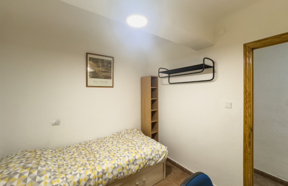Alquiler Larga Estancia - Apartamento - Elche - Calle del Alférez Cosido
