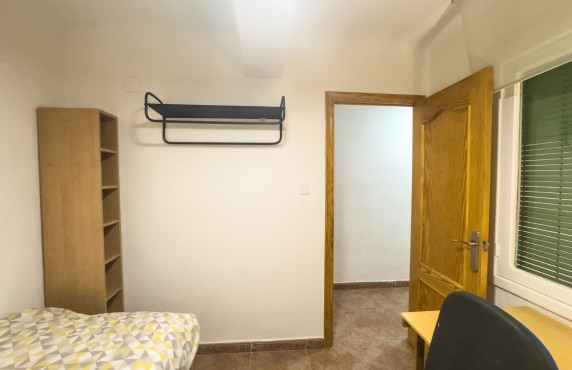 Alquiler Larga Estancia - Apartamento - Elche - Calle del Alférez Cosido