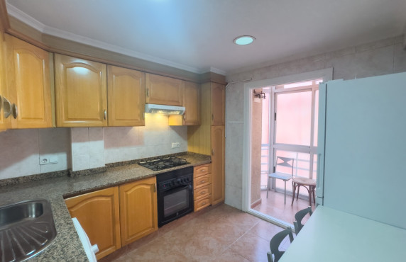 Alquiler Larga Estancia - Apartamento - Elche - Calle del Alférez Cosido
