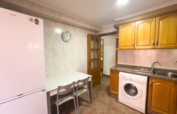 Alquiler Larga Estancia - Apartamento - Elche - Calle del Alférez Cosido