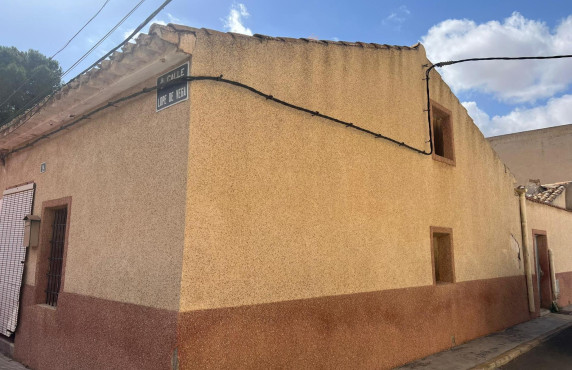 For Sale - house - Pinoso - Comunidad valenciana