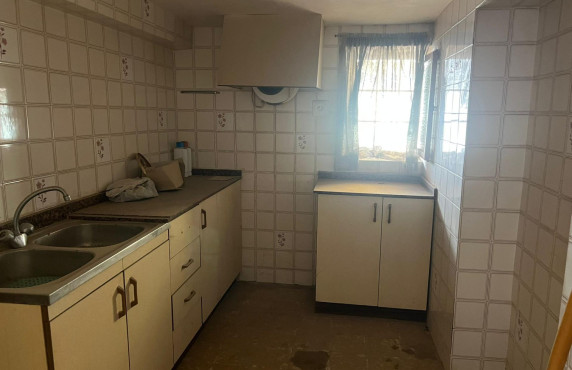 For Sale - house - Pinoso - Comunidad valenciana