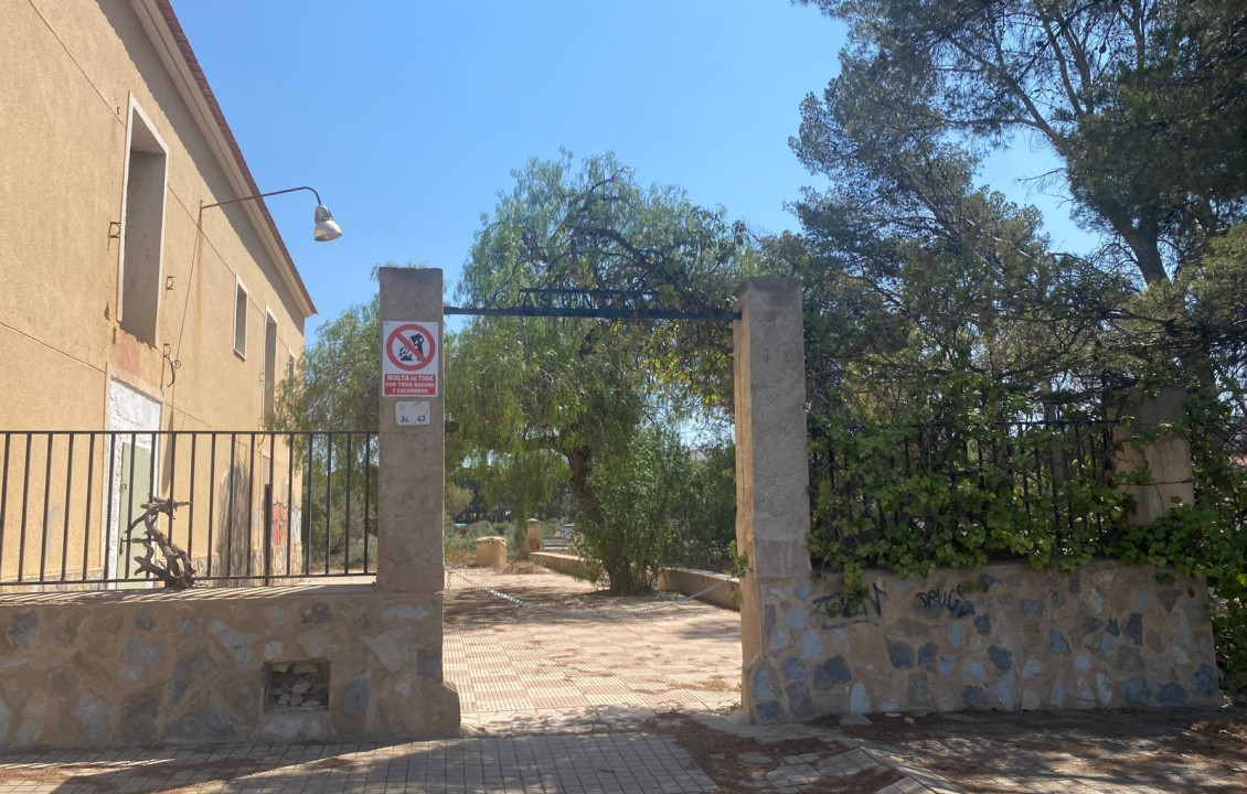 For Sale - Country house - Elda - Las Trescientas - San Francisco