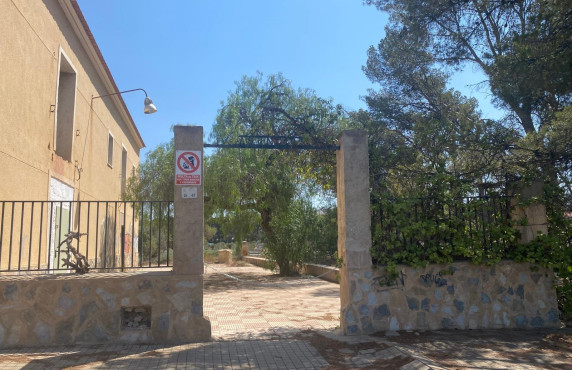 For Sale - Country house - Elda - Las Trescientas - San Francisco