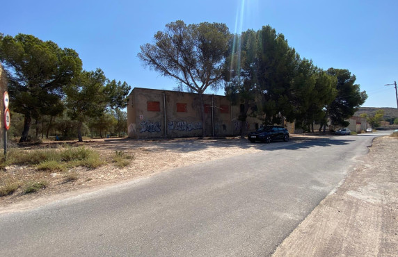 For Sale - Country house - Elda - Las Trescientas - San Francisco