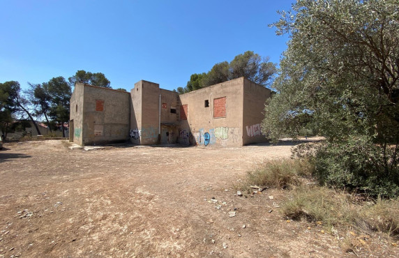 For Sale - Country house - Elda - Las Trescientas - San Francisco