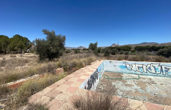 For Sale - Country house - Elda - Las Trescientas - San Francisco