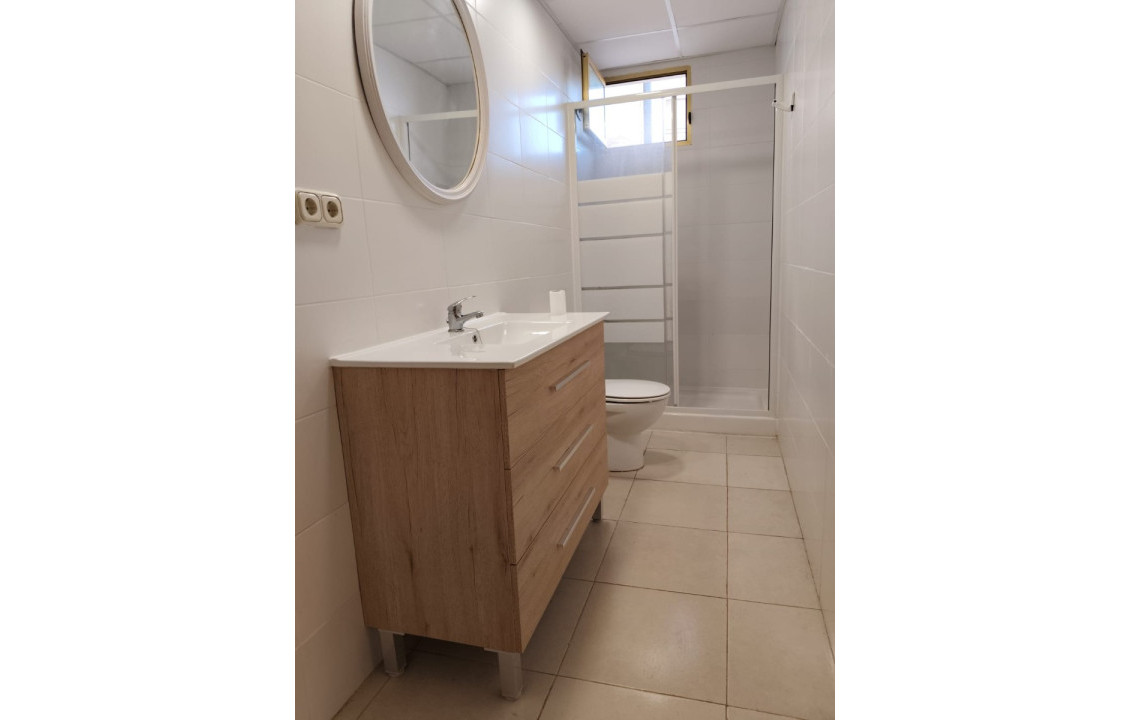 Long term room rental - single room - Elche