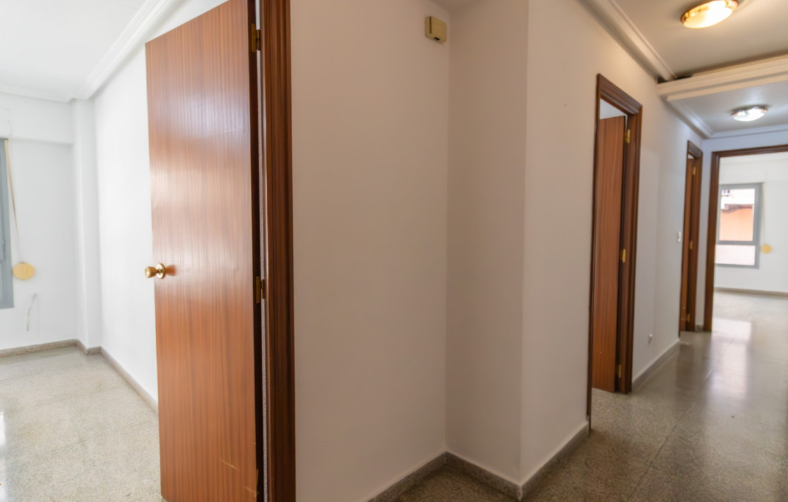 For Sale - Flat - Elche - Plaza La Aparadora