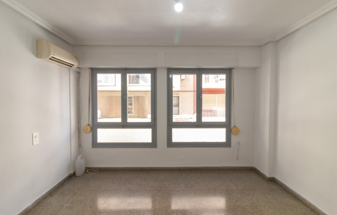 For Sale - Flat - Elche - Plaza La Aparadora