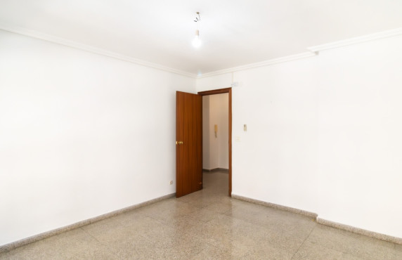 For Sale - Flat - Elche - Plaza La Aparadora