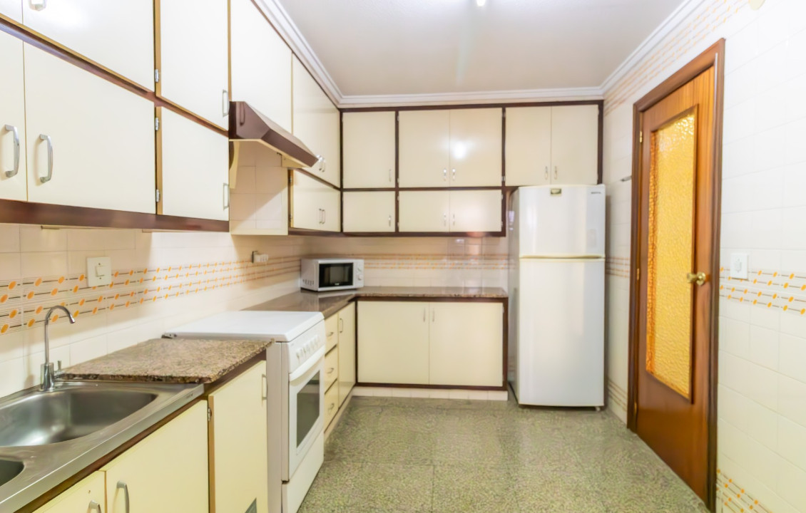 For Sale - Flat - Elche - Plaza La Aparadora