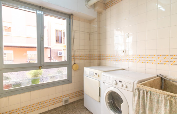 For Sale - Flat - Elche - Plaza La Aparadora