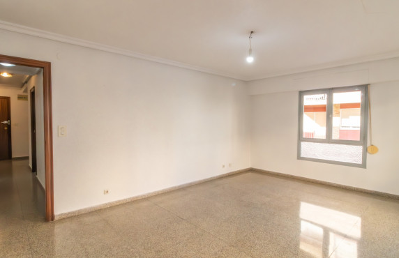 For Sale - Flat - Elche - Plaza La Aparadora