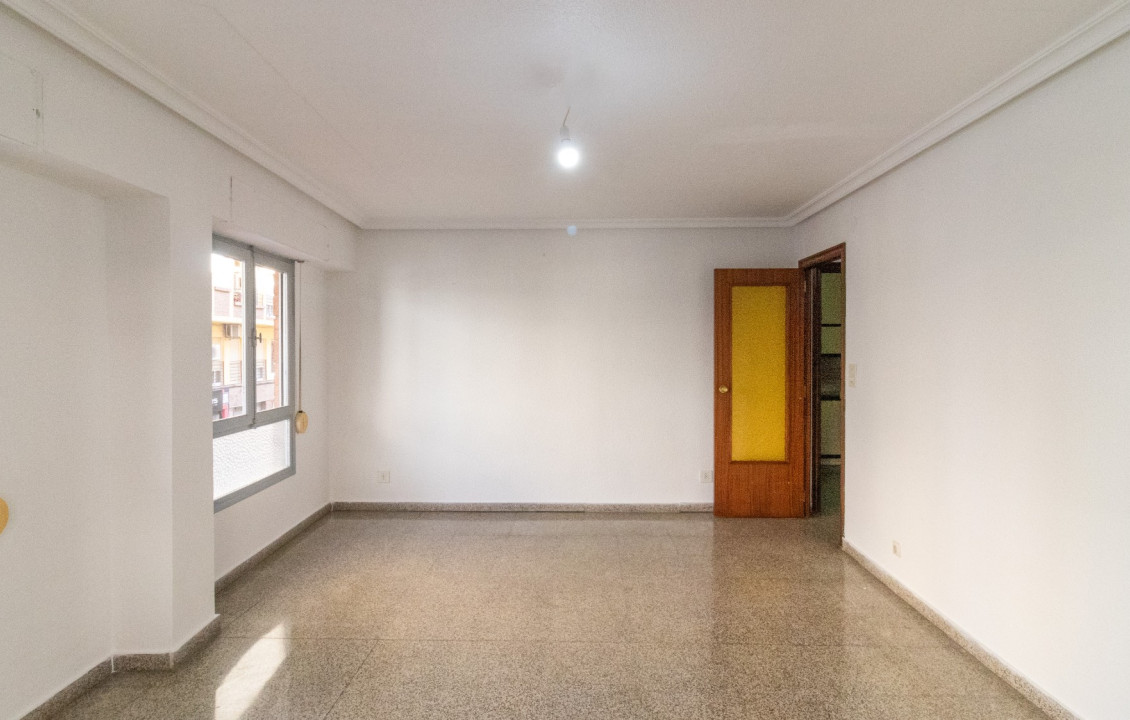 For Sale - Flat - Elche - Plaza La Aparadora