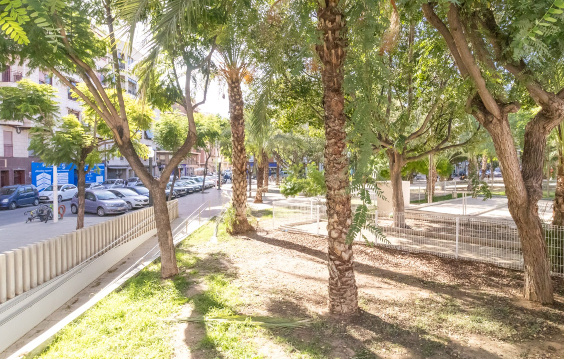 For Sale - Flat - Elche - Plaza La Aparadora
