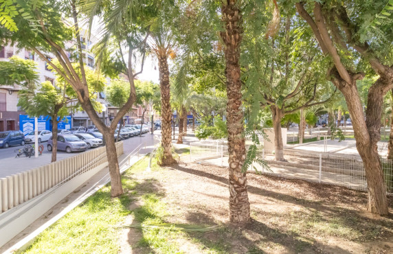 For Sale - Flat - Elche - Plaza La Aparadora