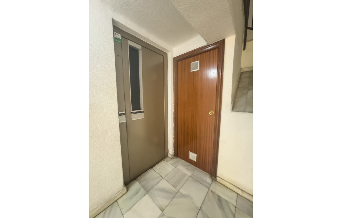 For Sale - Flat - Elche - Plaza La Aparadora