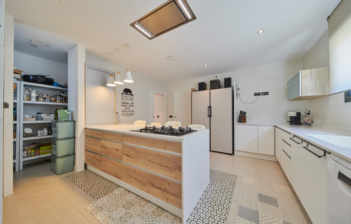 For Sale - villa - San Vicente del Raspeig - Los Girasoles