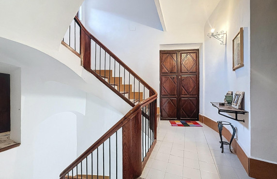 Venta - house - Biar - Ayuntamiento