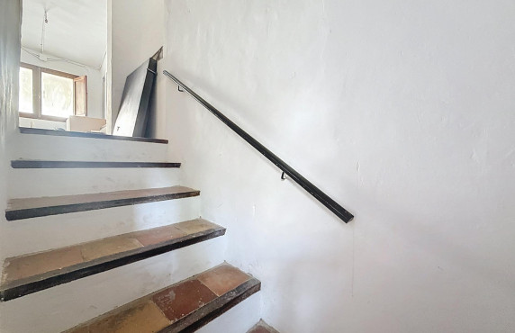 Venta - house - Biar - Ayuntamiento