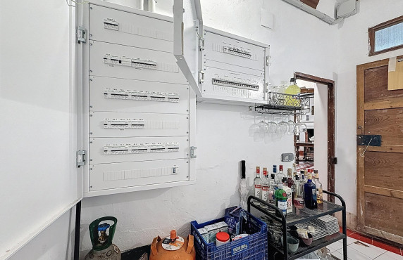 Venta - house - Biar - Ayuntamiento