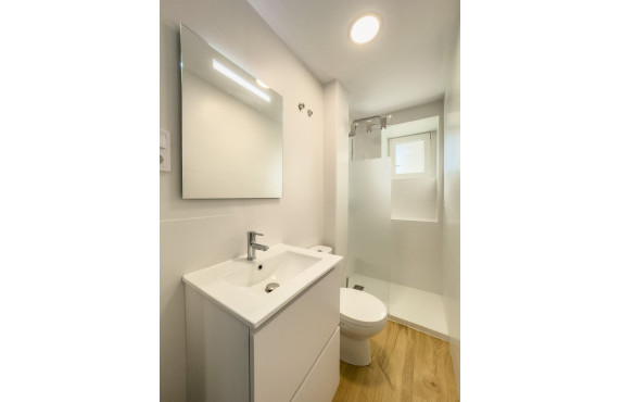 Alquiler Larga Estancia - Piso - Elche - Plaza Obispo Siuri