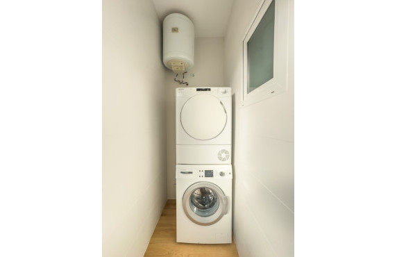 Alquiler Larga Estancia - Piso - Elche - Plaza Obispo Siuri