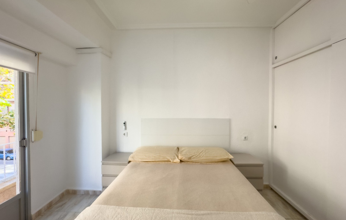 Alquiler Larga Estancia - Piso - Elche - Plaza Obispo Siuri