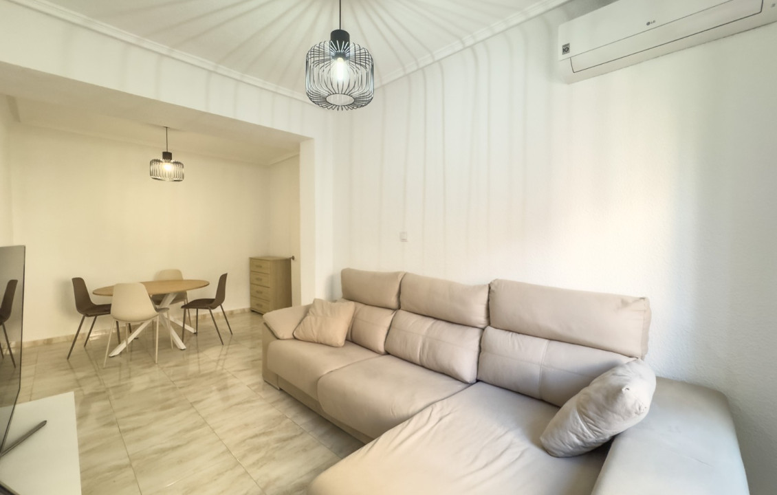 Alquiler Larga Estancia - Piso - Elche - Plaza Obispo Siuri