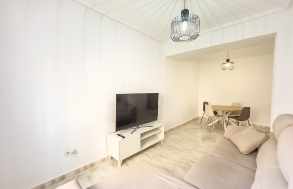 Alquiler Larga Estancia - Piso - Elche - Plaza Obispo Siuri