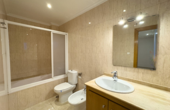 Alquiler Larga Estancia - Apartamento - Elche - Plaza Benidorm