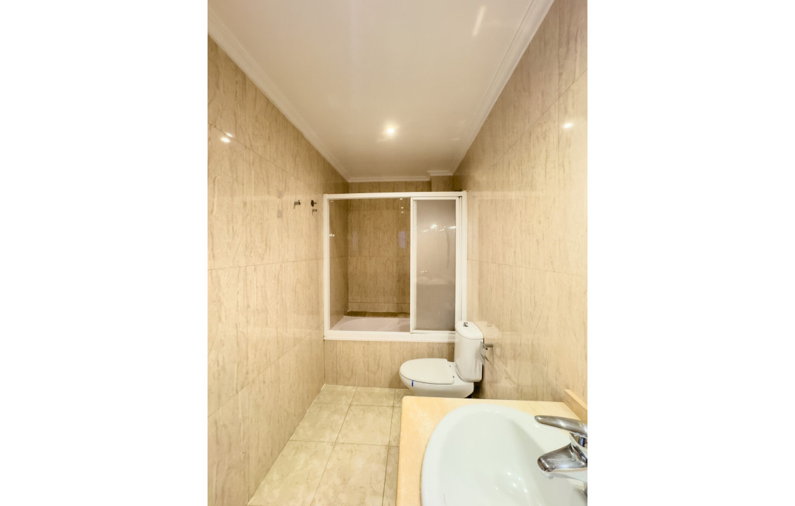 Alquiler Larga Estancia - Apartamento - Elche - Plaza Benidorm