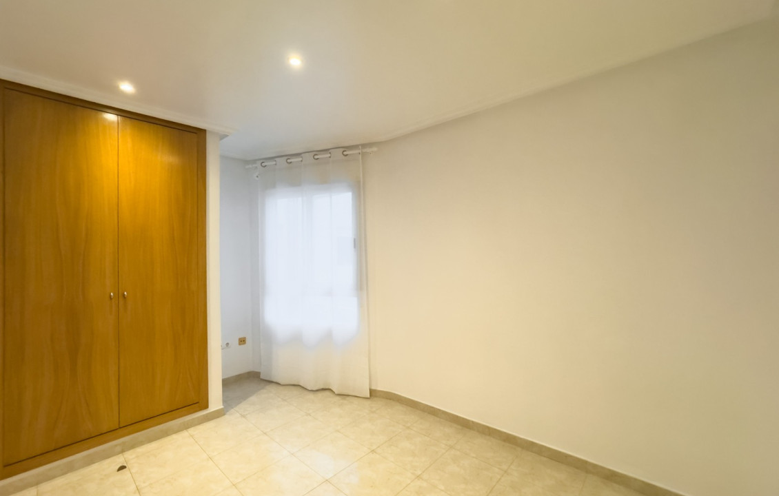 Alquiler Larga Estancia - Apartamento - Elche - Plaza Benidorm