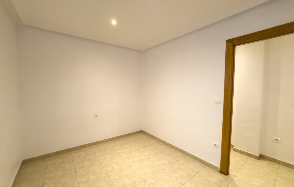 Alquiler Larga Estancia - Apartamento - Elche - Plaza Benidorm