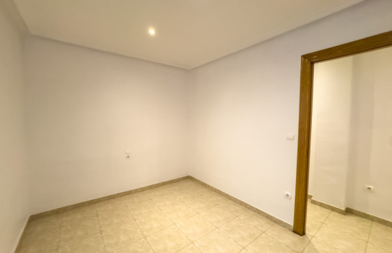 Alquiler Larga Estancia - Apartamento - Elche - Plaza Benidorm
