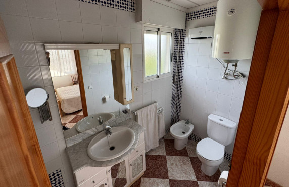 Venta - Casas o chalets -  - Catral