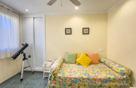 Seasonal Rental - Apartment - Santa Pola - Playa Levante