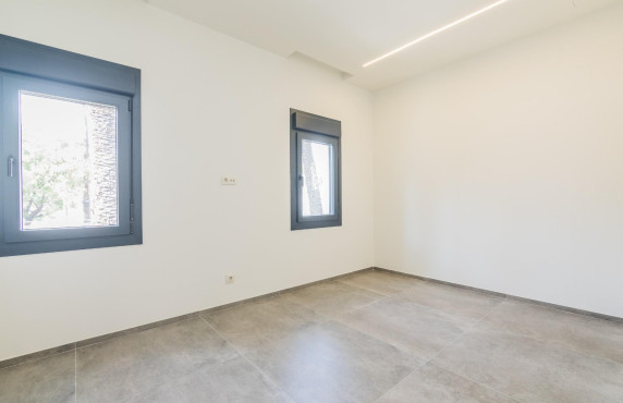 Venta - Triplex - Elche - Raval - Puertas Coloradas