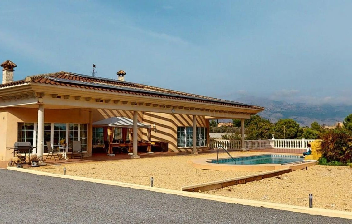 For Sale -  - l'Alfas del Pi - Colonia Escandinavia-Cautivador