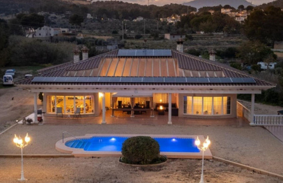 For Sale -  - l'Alfas del Pi - Colonia Escandinavia-Cautivador