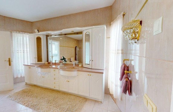 For Sale -  - l'Alfas del Pi - Colonia Escandinavia-Cautivador