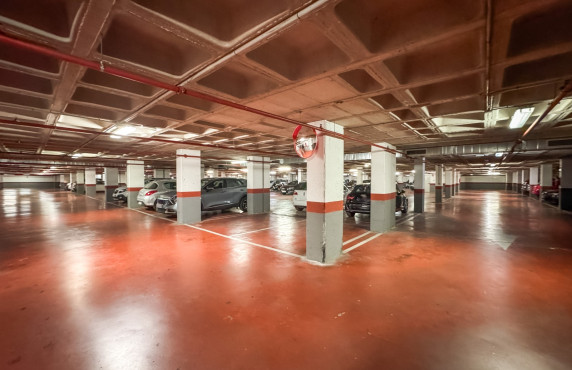 Long Rental Period - Garage - Elche - Plaza Benidorm