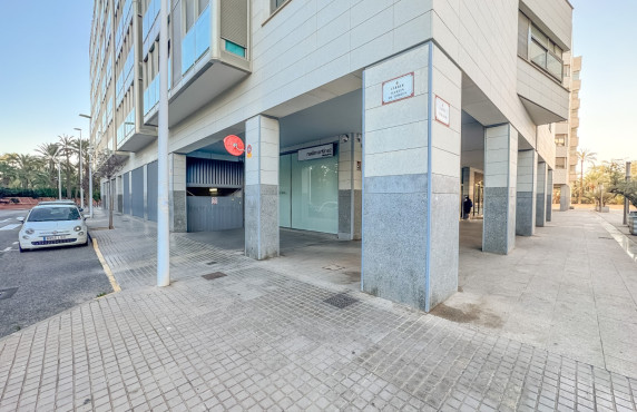Long Rental Period - Garage - Elche - Plaza Benidorm