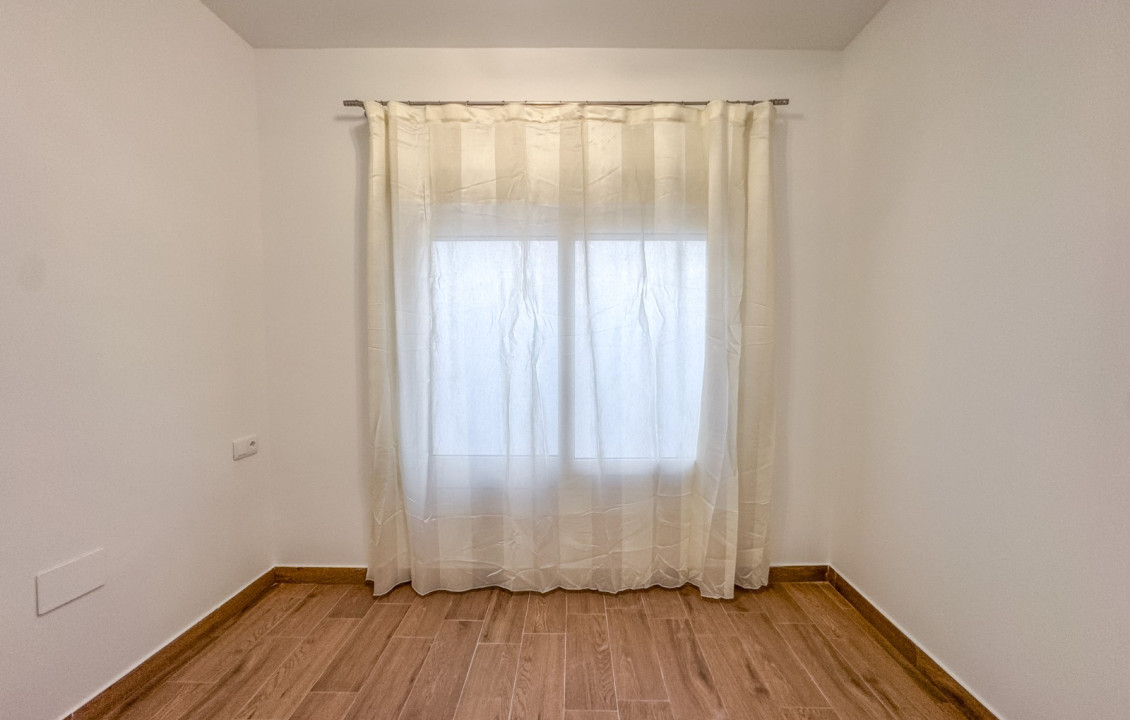 Alquiler Larga Estancia - Piso - Almoradi